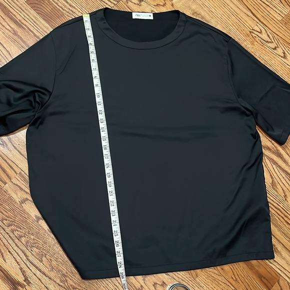Zara Black T-Shirt - Picture 9 of 9